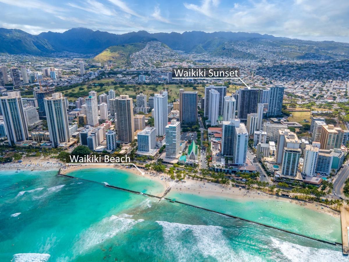 Beautiful Mountain View In Waikiki Sunset With Parking Lejlighed Honolulu Eksteriør billede